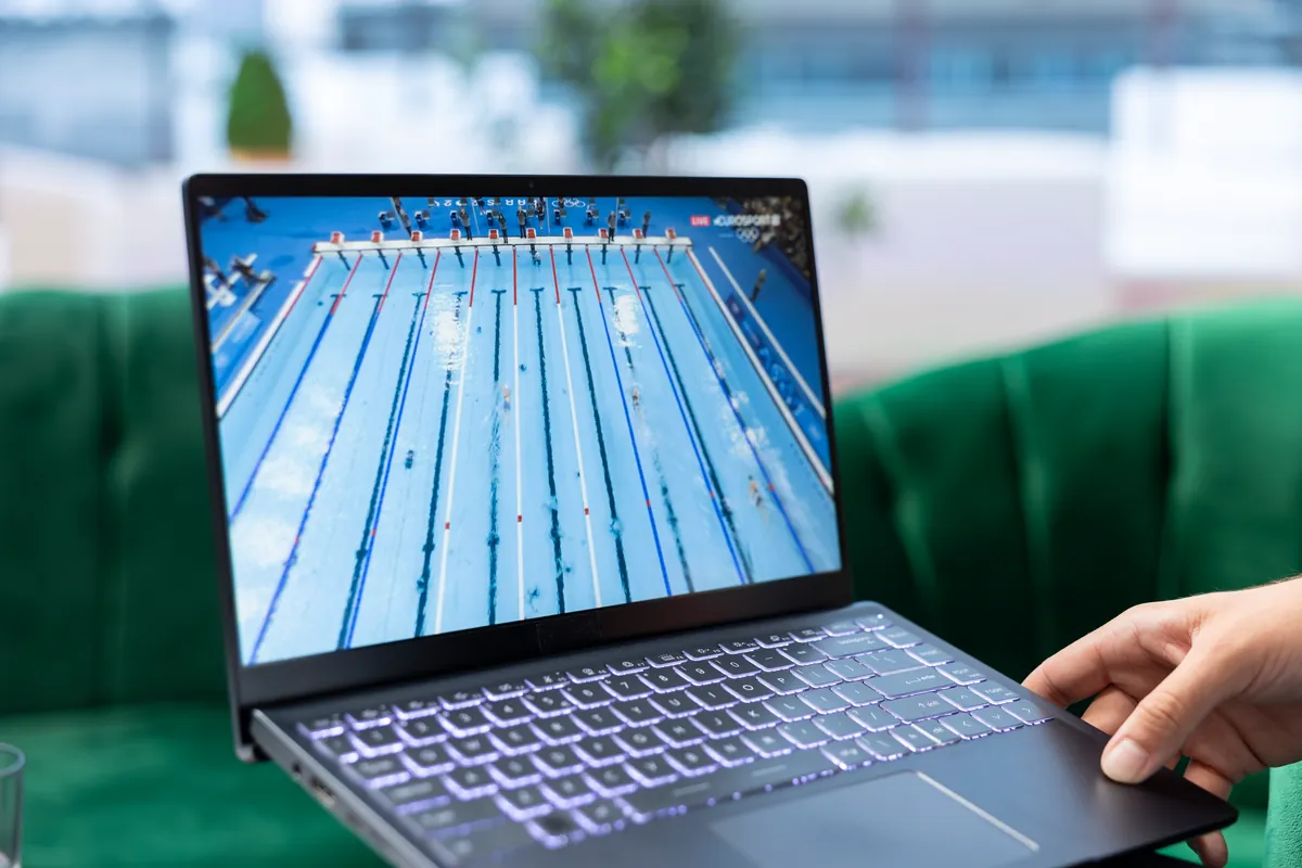 Laptop Pro 15.6 FHD Review: Complete Analysis 2025