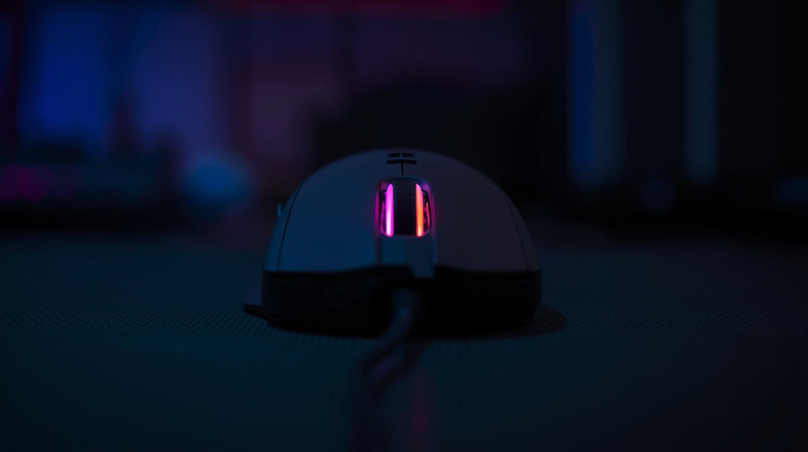 Logitech G203 LIGHTSYNC RGB Review: Mejor Mouse Gaming Barato | OMAR YT PLAY